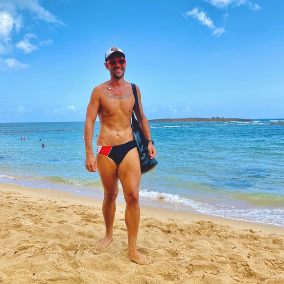 Meet your Posher, Kai - Picture 1 of 3